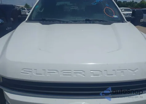 2018 Ford F-250 Xlt from USA, damaged, VIN 1FT7W2BT6JEB13147